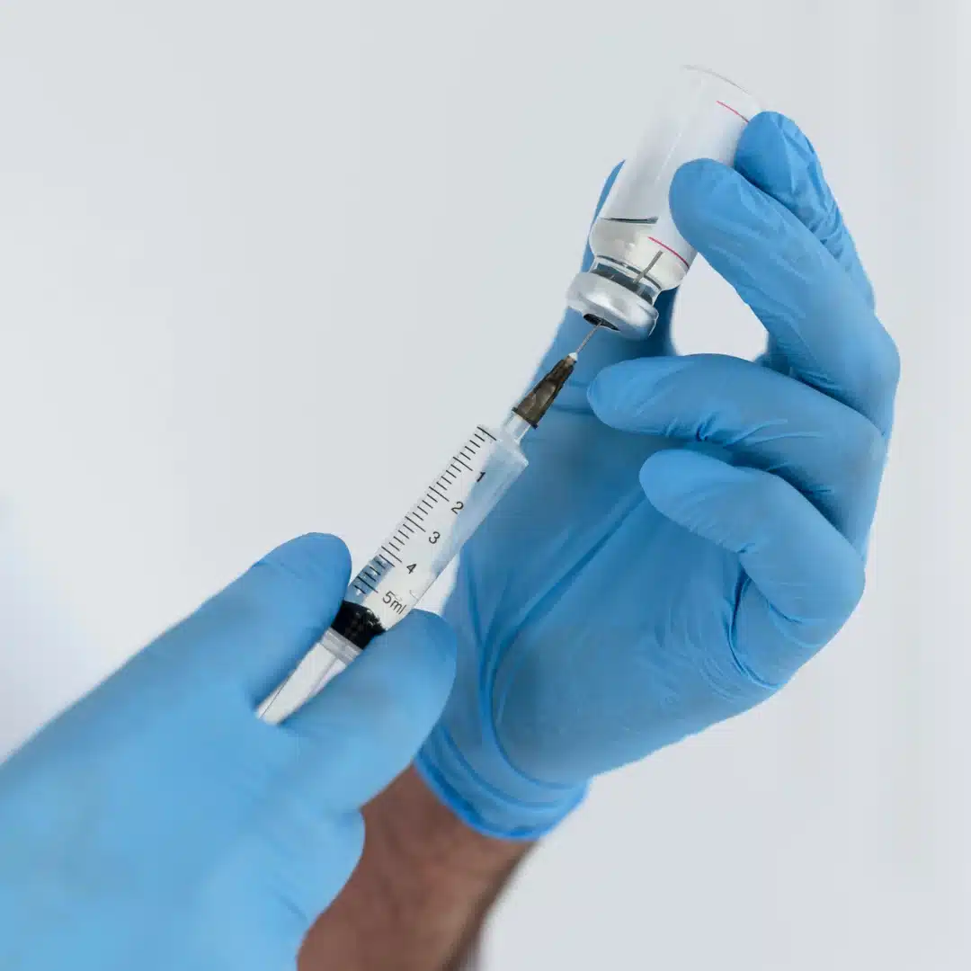low dose radio iodine treatment, beacon hospital, radionuclide therapy, syringe, injection